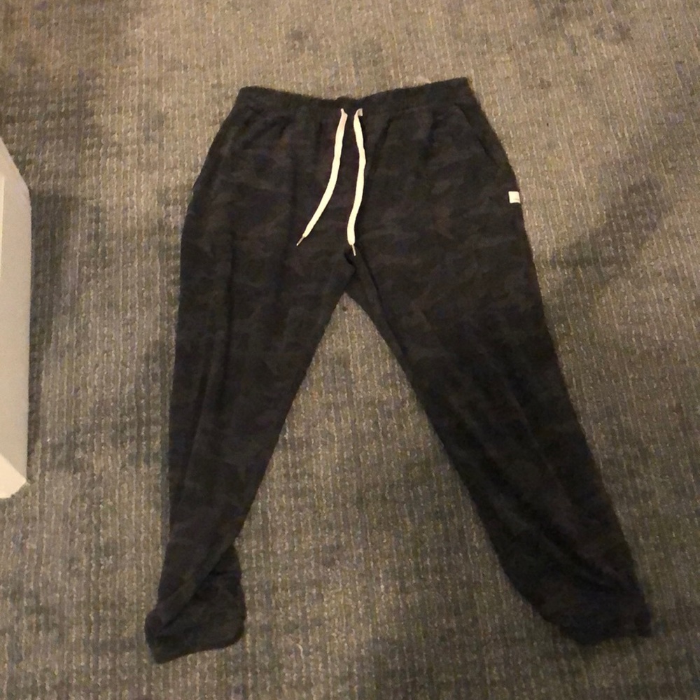 Cute black Vouri joggers